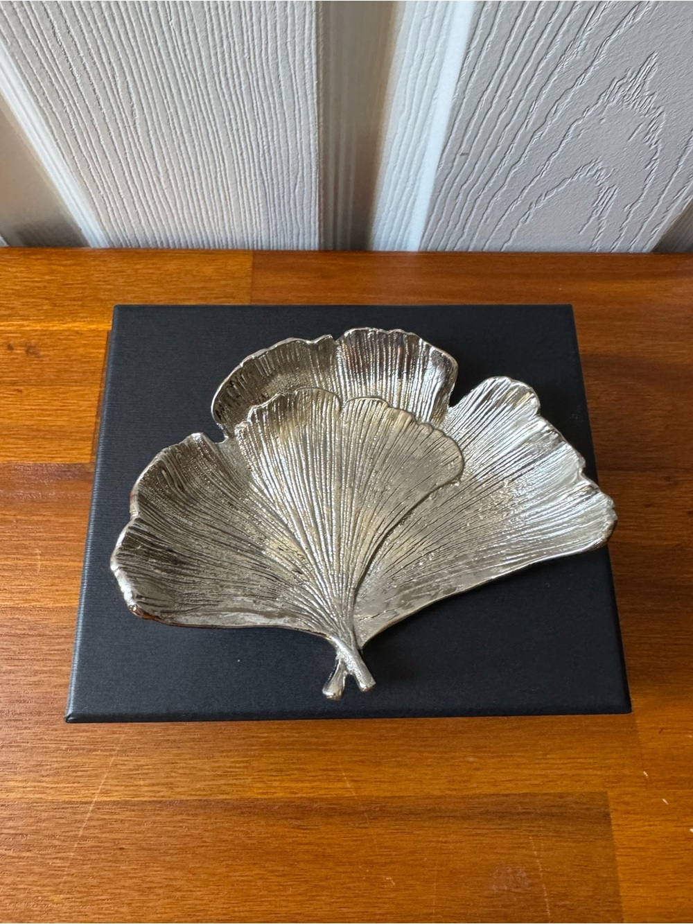 Michael Aram Ginkgo Leaf Catch Small Tray / Jewelry Dish or Key Holder